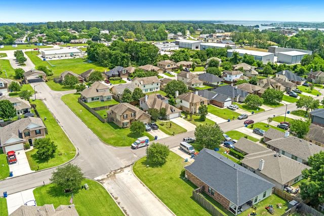 18436 Sunrise Pines Drive, Montgomery, TX 77316