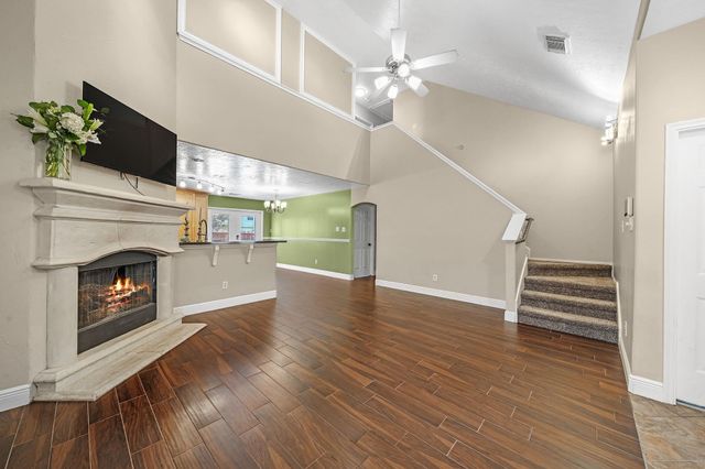 18436 Sunrise Pines Drive, Montgomery, TX 77316
