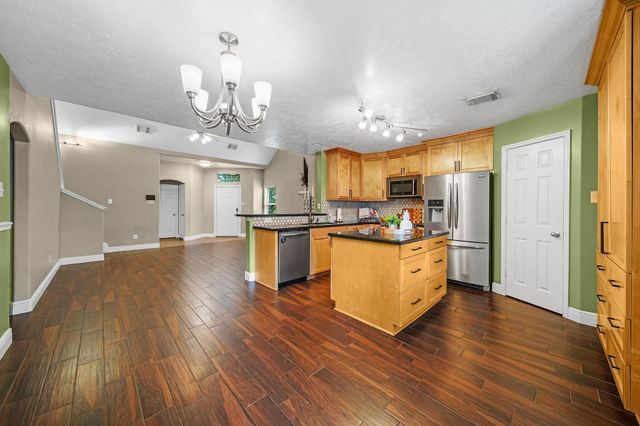 18436 Sunrise Pines Drive, Montgomery, TX 77316