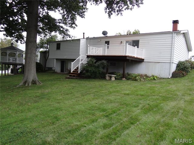 5628 Valleyside Lane, St Louis, MO 63128