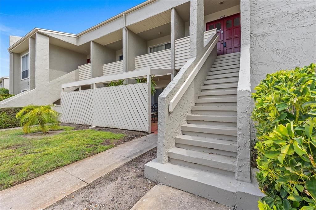 630 WINDRUSH BAY DRIVE 630, Tarpon Springs, FL 34689