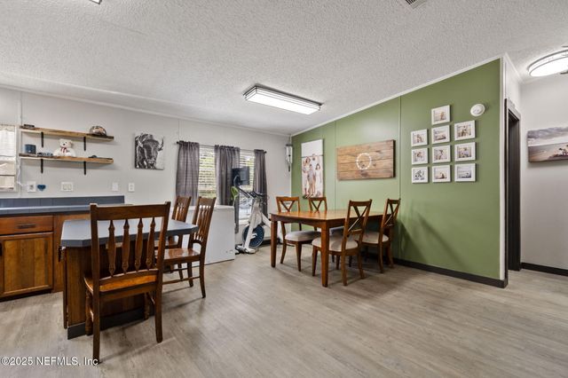 95060 HOLMBERG Lane, Fernandina Beach, FL 32034