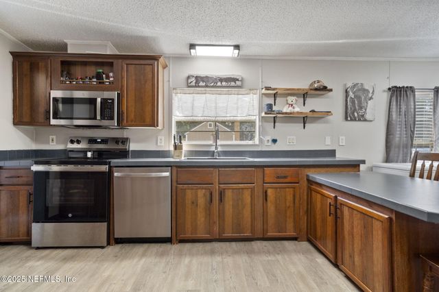 95060 HOLMBERG Lane, Fernandina Beach, FL 32034