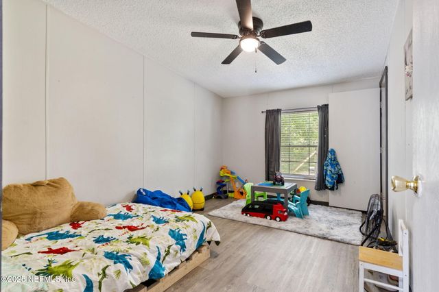 95060 HOLMBERG Lane, Fernandina Beach, FL 32034