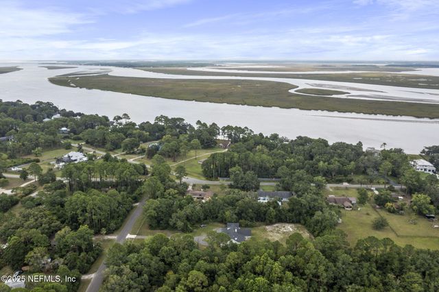 95060 HOLMBERG Lane, Fernandina Beach, FL 32034