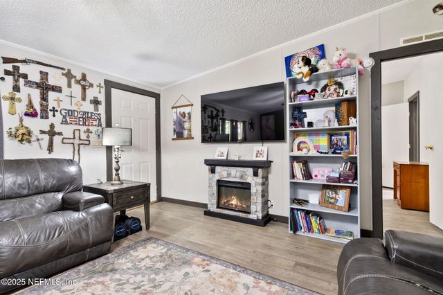 95060 HOLMBERG Lane, Fernandina Beach, FL 32034