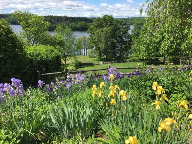 5 Old Cross River Road, Katonah, NY 10536