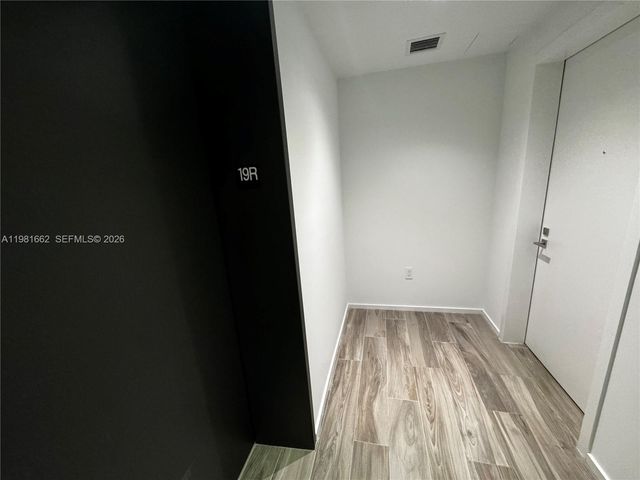 801 S Miami Ave 1906, Miami, FL 33130