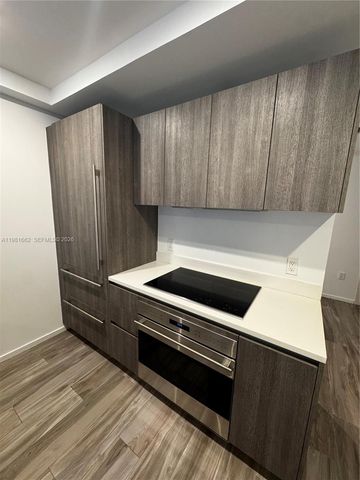 801 S Miami Ave 1906, Miami, FL 33130