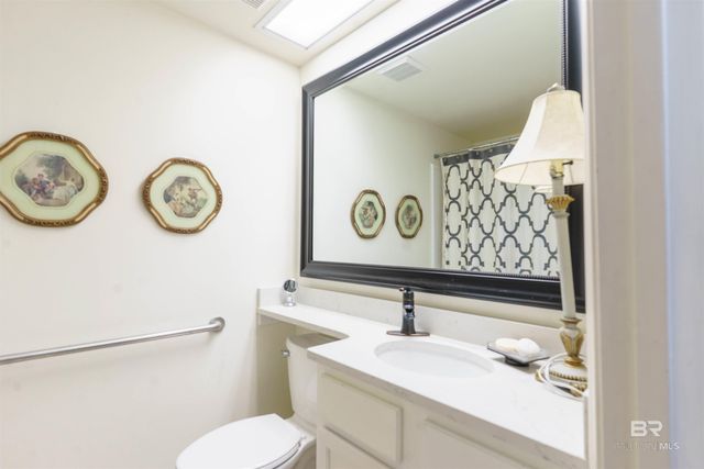 100 Tower Drive 203C, Daphne, AL 36526