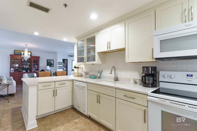 100 Tower Drive 203C, Daphne, AL 36526
