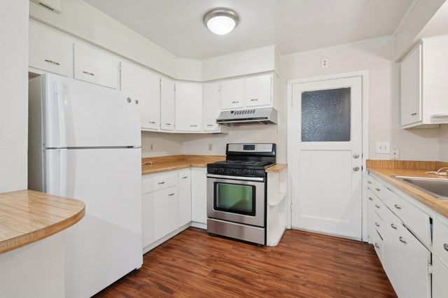 3241 Belmont Way, Sacramento, CA 95815