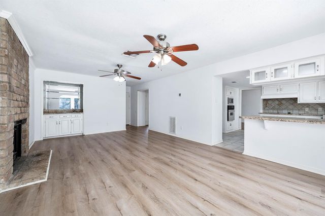 3142 Frontier Drive, Sugar Land, TX 77479