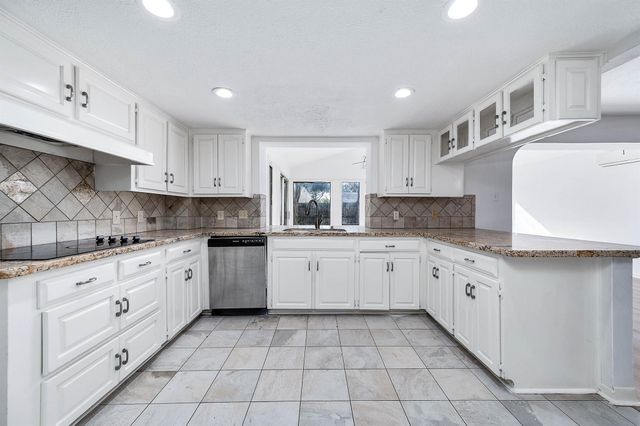 3142 Frontier Drive, Sugar Land, TX 77479