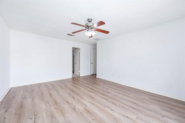 3142 Frontier Drive, Sugar Land, TX 77479