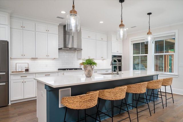 1291 S Barksdale Road, Mount Pleasant, SC 29464