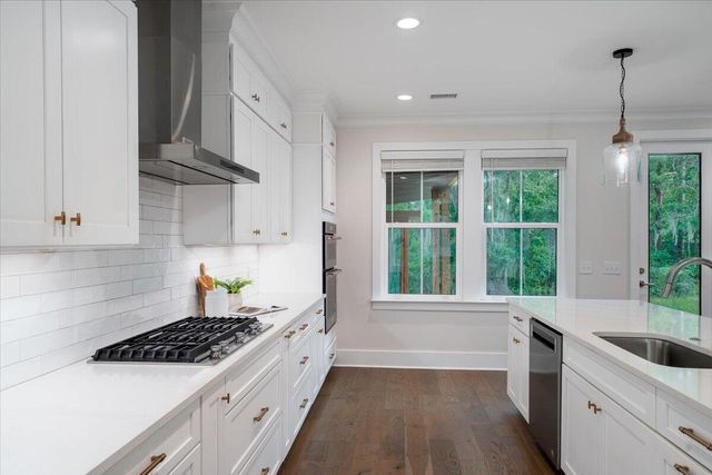 1291 S Barksdale Road, Mount Pleasant, SC 29464
