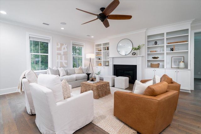 1291 S Barksdale Road, Mount Pleasant, SC 29464