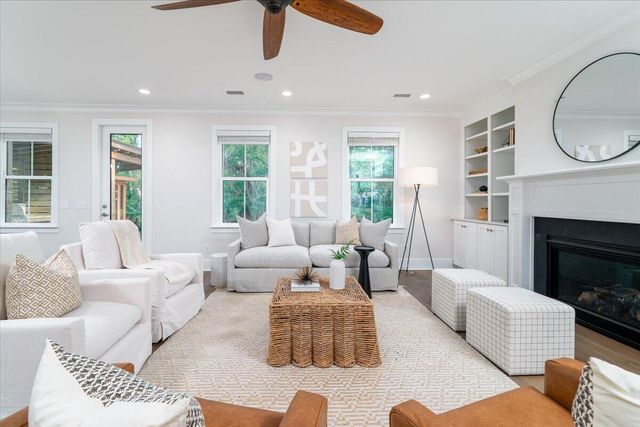 1291 S Barksdale Road, Mount Pleasant, SC 29464