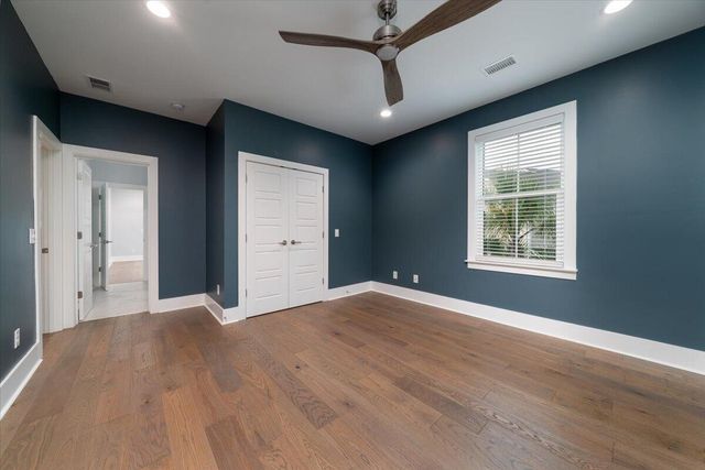 1291 S Barksdale Road, Mount Pleasant, SC 29464