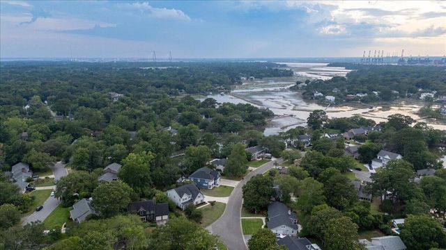 1291 S Barksdale Road, Mount Pleasant, SC 29464