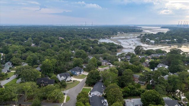 1291 S Barksdale Road, Mount Pleasant, SC 29464