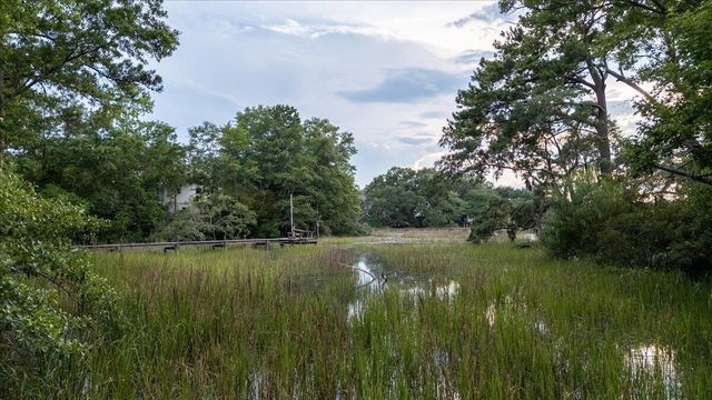 1291 S Barksdale Road, Mount Pleasant, SC 29464