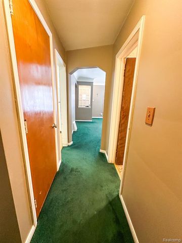 782 Cleveland Avenue, Lincoln Park, MI 48146