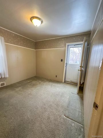 782 Cleveland Avenue, Lincoln Park, MI 48146