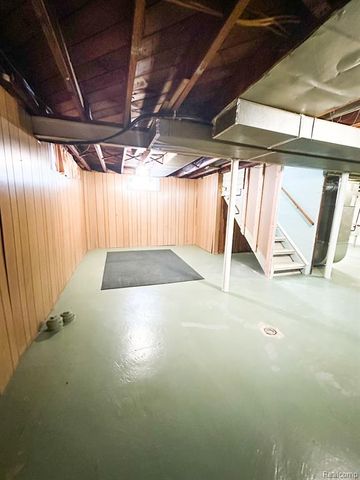 782 Cleveland Avenue, Lincoln Park, MI 48146