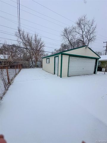 782 Cleveland Avenue, Lincoln Park, MI 48146