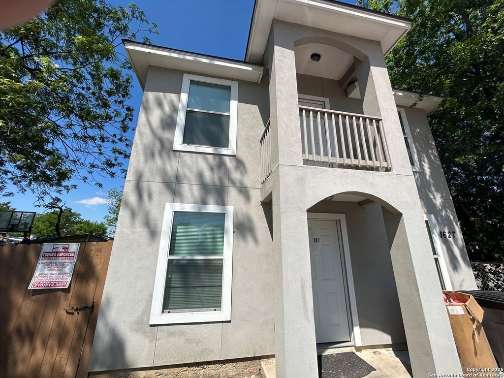 1615 N Navidad St Unit 201, San Antonio, TX 78201
