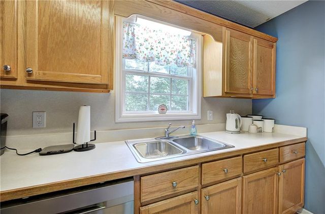 22 Bay Court SW, Cartersville, GA 30120