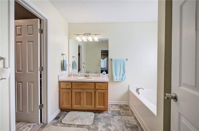 22 Bay Court SW, Cartersville, GA 30120