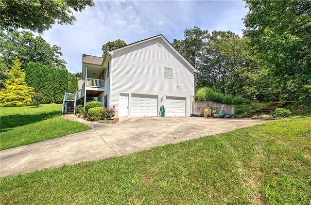 22 Bay Court SW, Cartersville, GA 30120