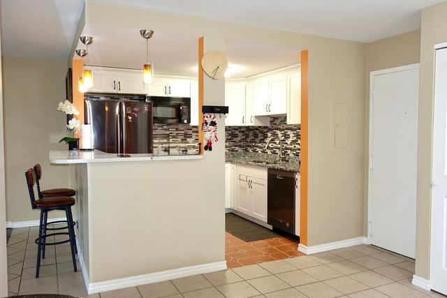 2015 S Finley Road 408, Lombard, IL 60148