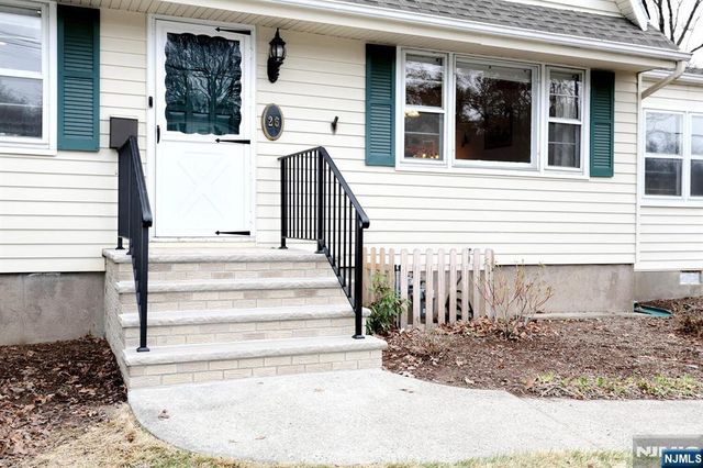 26 Wareham Road, Dumont, NJ 07628