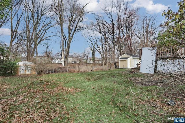 26 Wareham Road, Dumont, NJ 07628