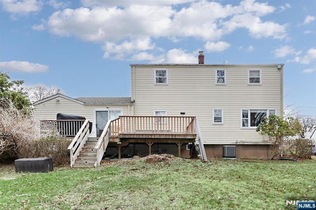 26 Wareham Road, Dumont, NJ 07628