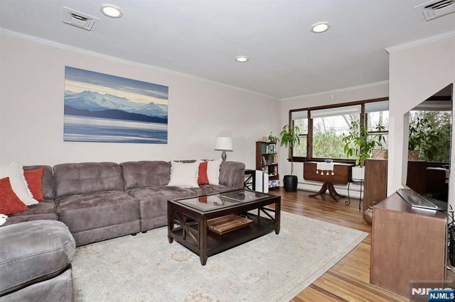 26 Wareham Road, Dumont, NJ 07628