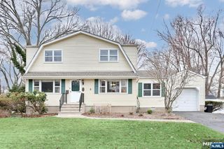 26 Wareham Road, Dumont, NJ 07628