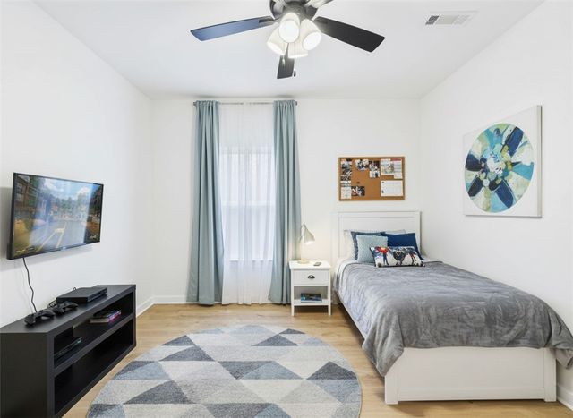 5 St Asaph Drive, Bella Vista, AR 72714