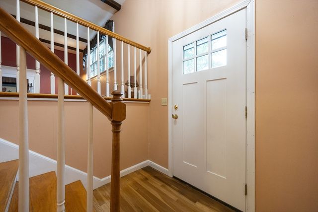 6 Clearview Dr, Milford, MA 01757