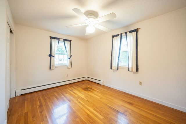 6 Clearview Dr, Milford, MA 01757