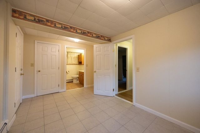 6 Clearview Dr, Milford, MA 01757