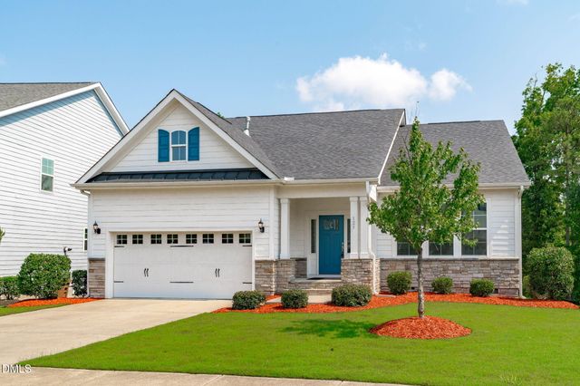 121 Cahors Trail, Holly Springs, NC 27540