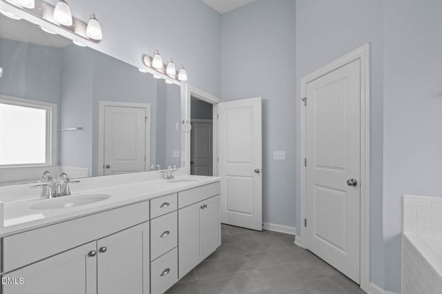 121 Cahors Trail, Holly Springs, NC 27540