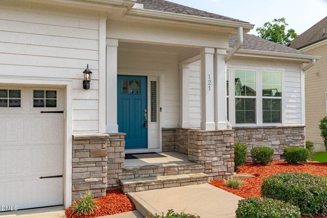 121 Cahors Trail, Holly Springs, NC 27540