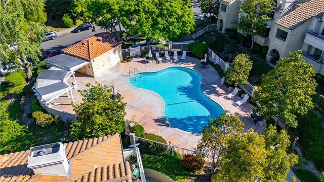 18111 Erik Court 441, Canyon Country, CA 91387