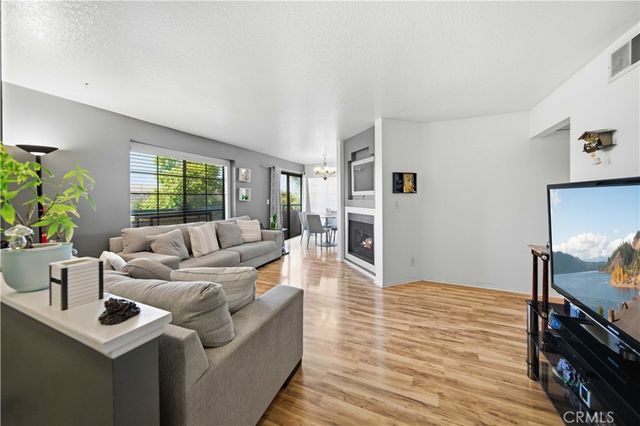 18111 Erik Court 441, Canyon Country, CA 91387